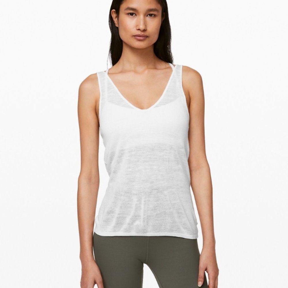 Lululemon Mix and Mingle Tank.